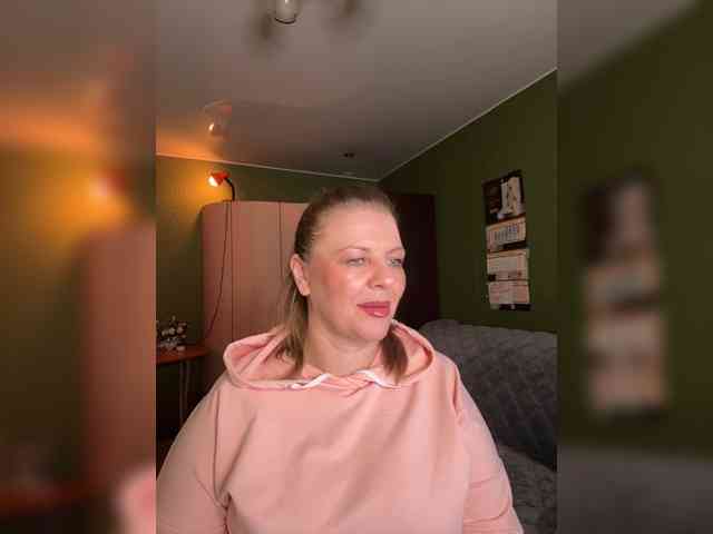 Veronika_Gold webcam