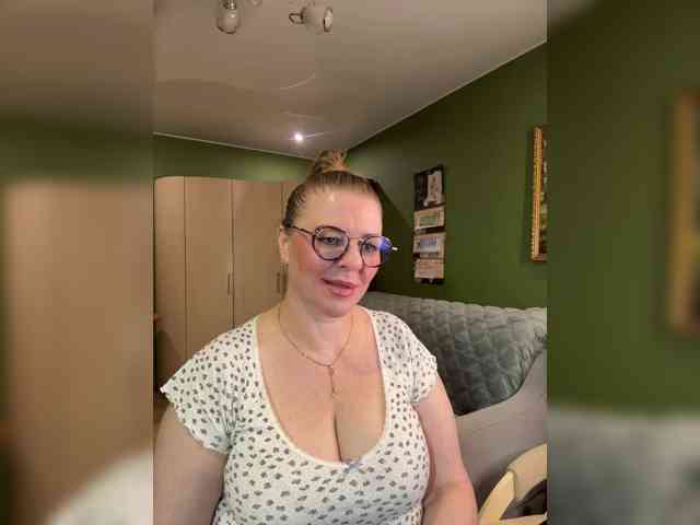 Veronika_Gold webcam