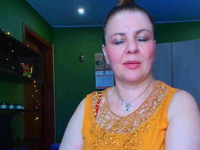 Veronika_Gold webcam