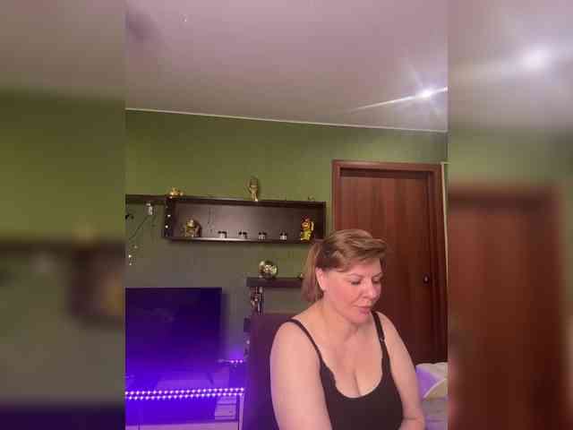 Veronika_Gold webcam