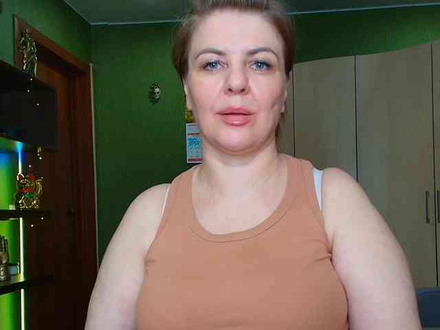 Veronika_Gold webcam