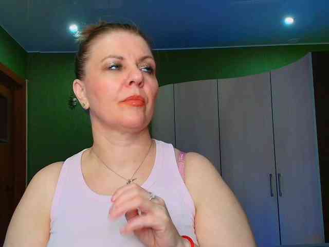 Veronika_Gold webcam