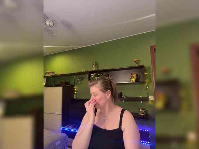 Veronika_Gold webcam