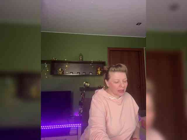 Veronika_Gold webcam