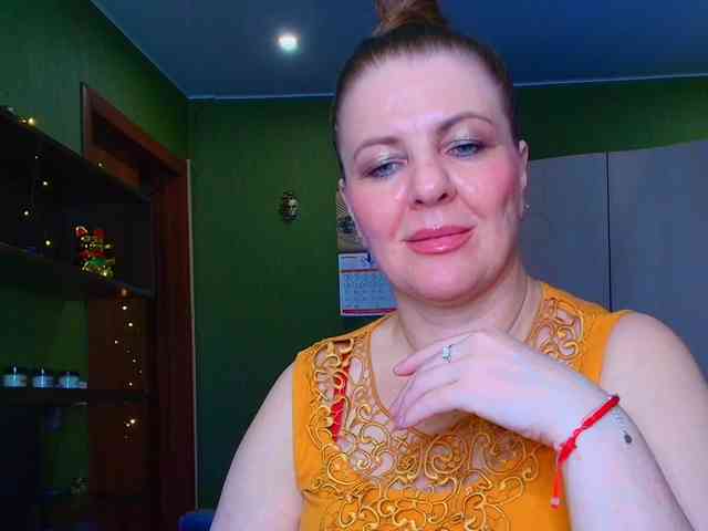 Veronika_Gold webcam