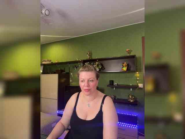 Veronika_Gold webcam