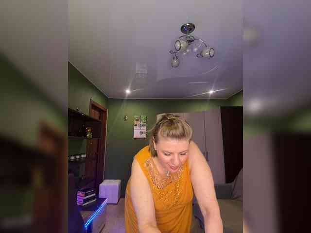 Veronika_Gold webcam