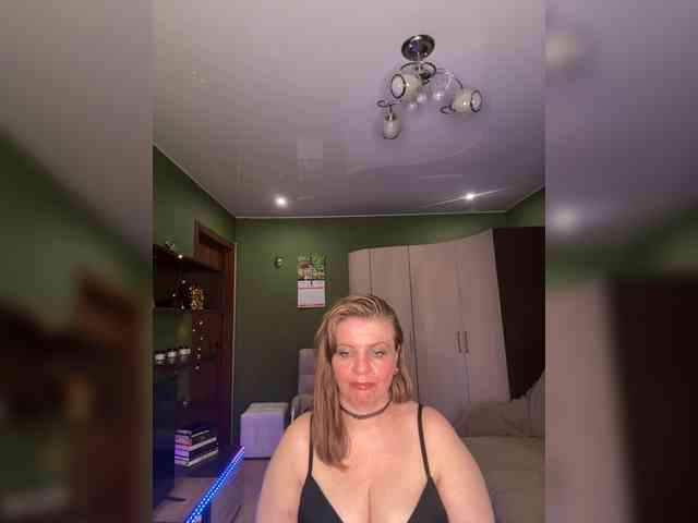 Veronika_Gold webcam