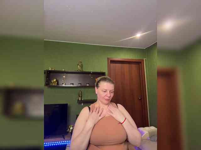 Veronika_Gold webcam