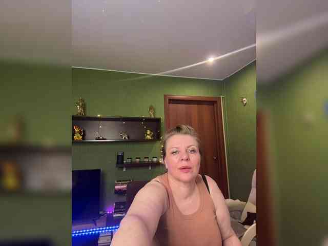 Veronika_Gold webcam