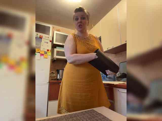 Veronika_Gold webcam