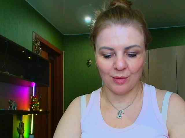 Veronika_Gold webcam