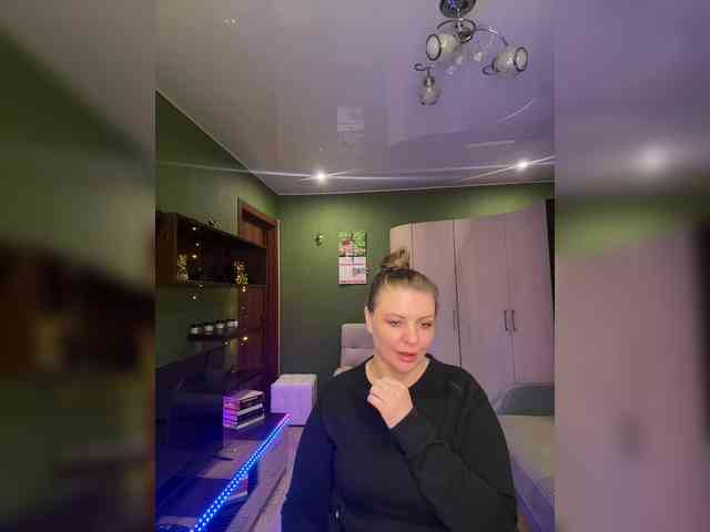 Veronika_Gold webcam
