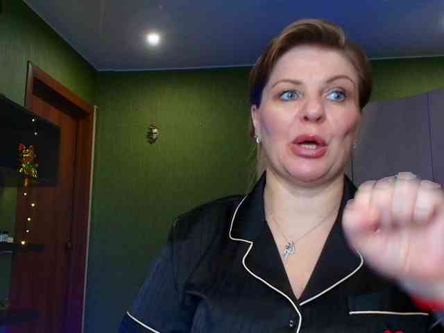 Veronika_Gold webcam
