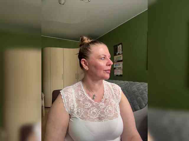 Veronika_Gold webcam