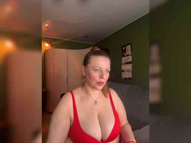 Veronika_Gold webcam