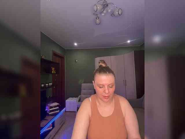 Veronika_Gold webcam
