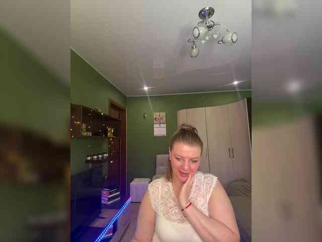 Veronika_Gold webcam