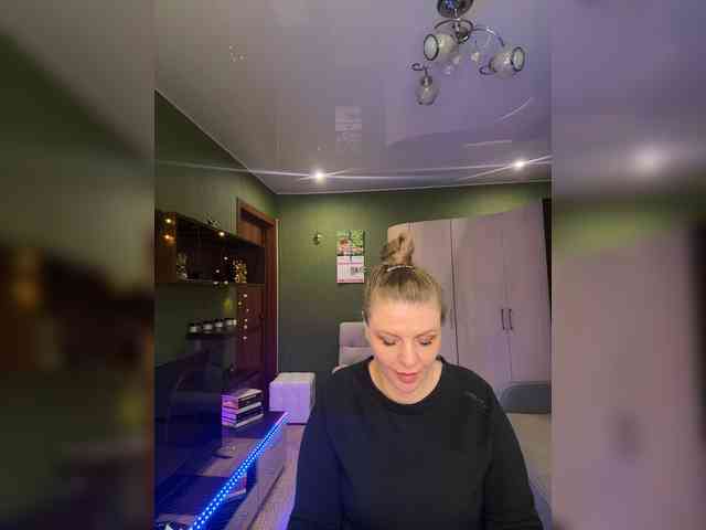 Veronika_Gold webcam