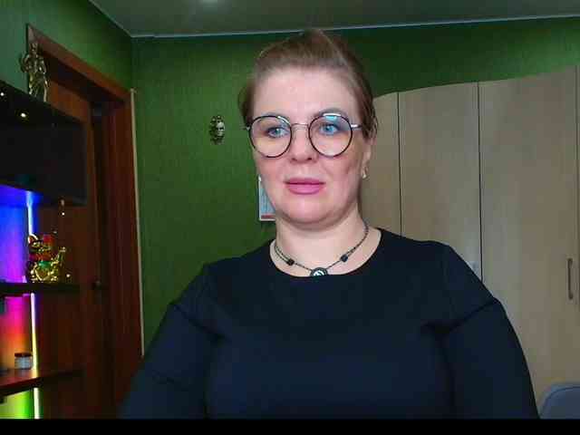Veronika_Gold webcam
