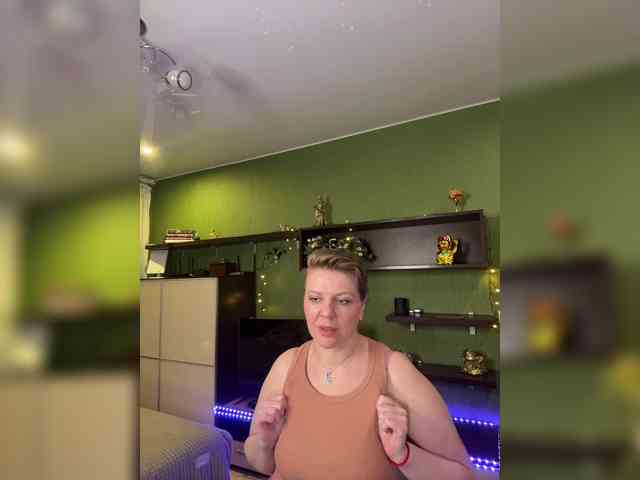 Veronika_Gold webcam