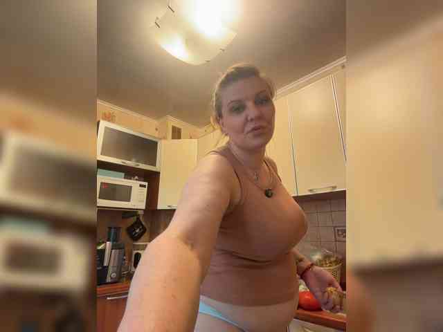 Veronika_Gold webcam
