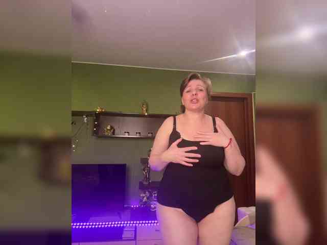 Veronika_Gold webcam