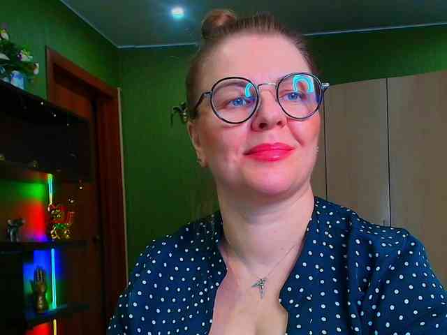 Veronika_Gold webcam