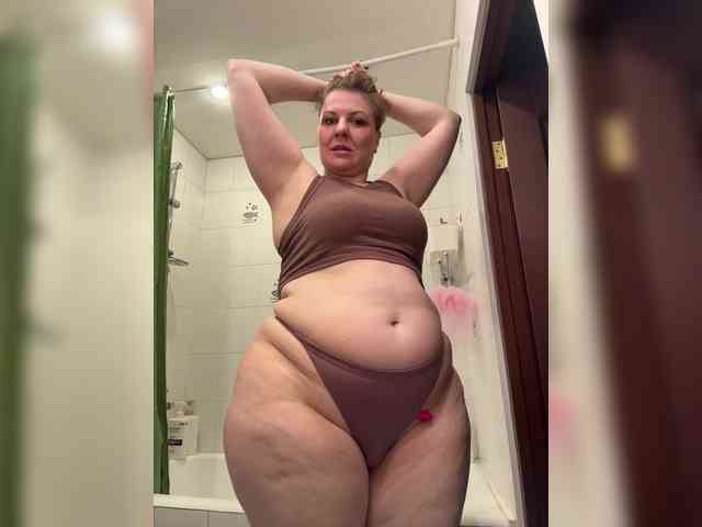 Veronika_Gold webcam