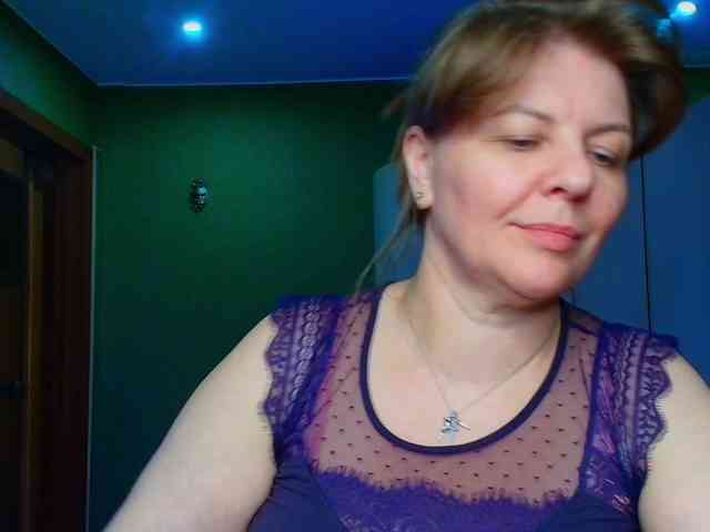 Veronika_Gold webcam