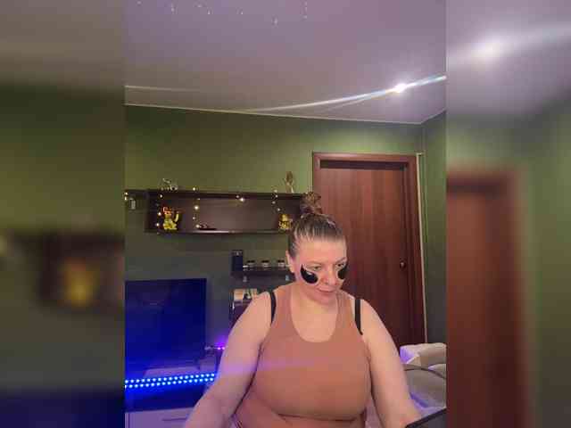 Veronika_Gold webcam