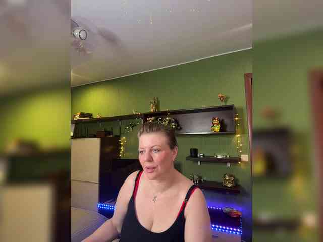 Veronika_Gold webcam