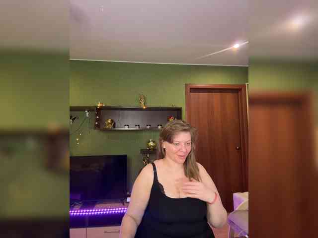 Veronika_Gold webcam