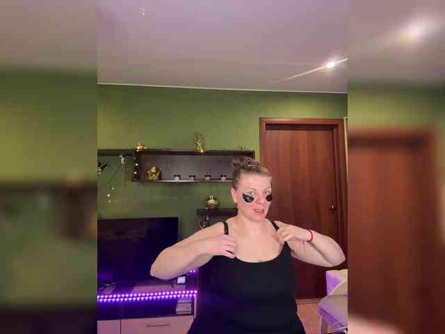 Veronika_Gold webcam