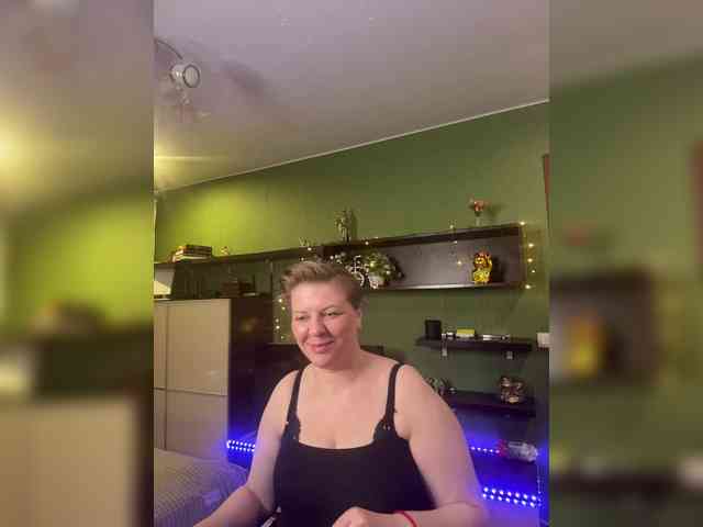 Veronika_Gold webcam