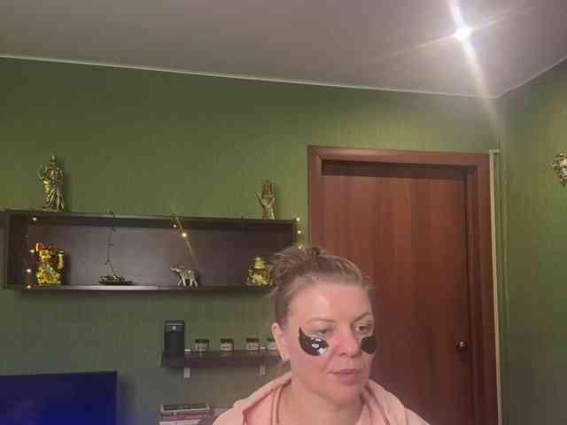 Veronika_Gold webcam