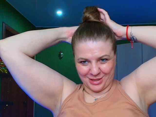 Veronika_Gold webcam