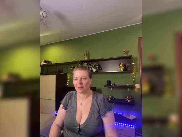 Veronika_Gold webcam