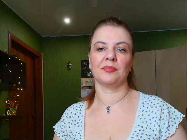 Veronika_Gold webcam
