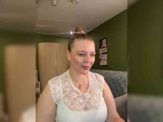 Veronika_Gold webcam