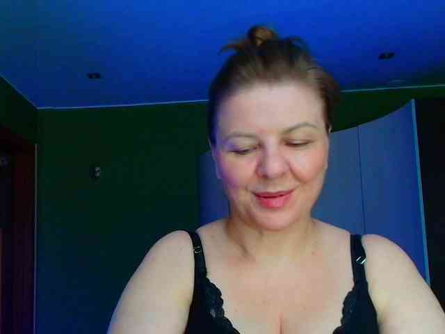 Veronika_Gold webcam