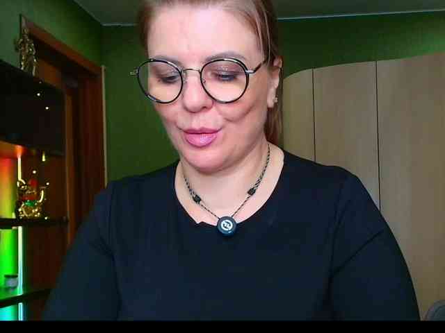 Veronika_Gold webcam