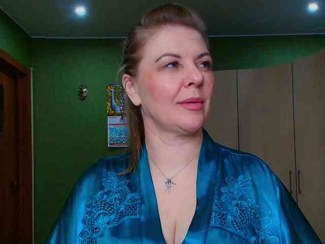 Veronika_Gold webcam