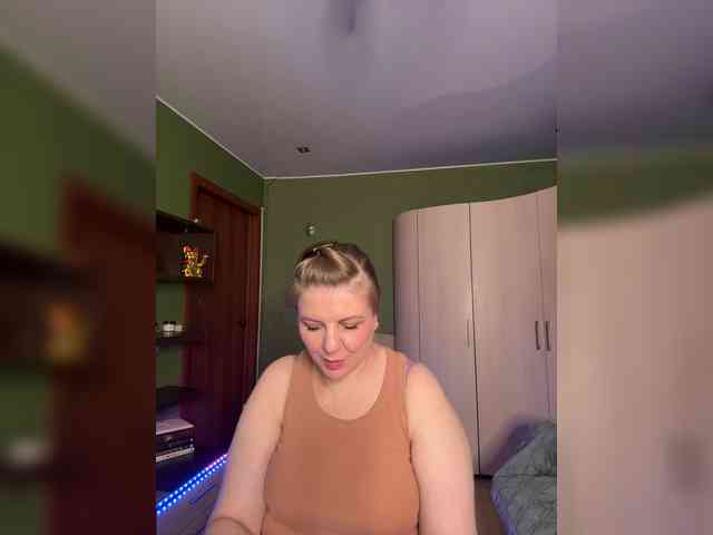 Veronika_Gold webcam
