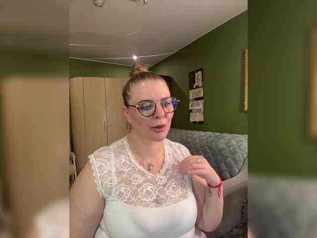 Veronika_Gold webcam