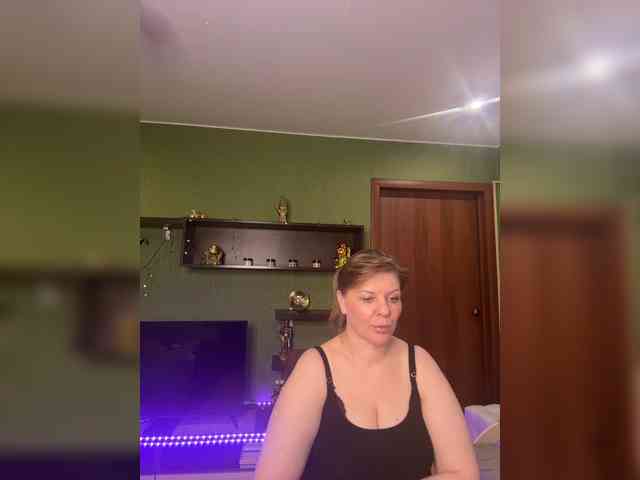 Veronika_Gold webcam