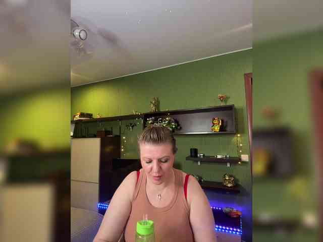 Veronika_Gold webcam