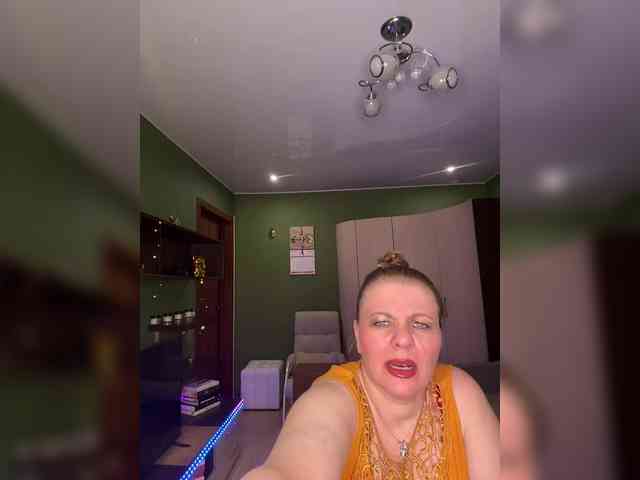 Veronika_Gold webcam