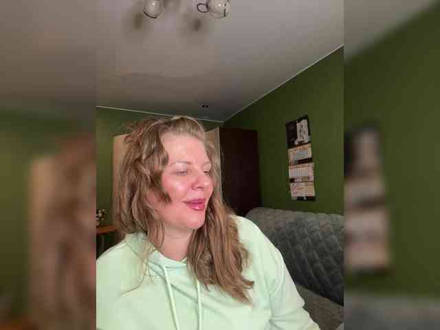 Veronika_Gold webcam