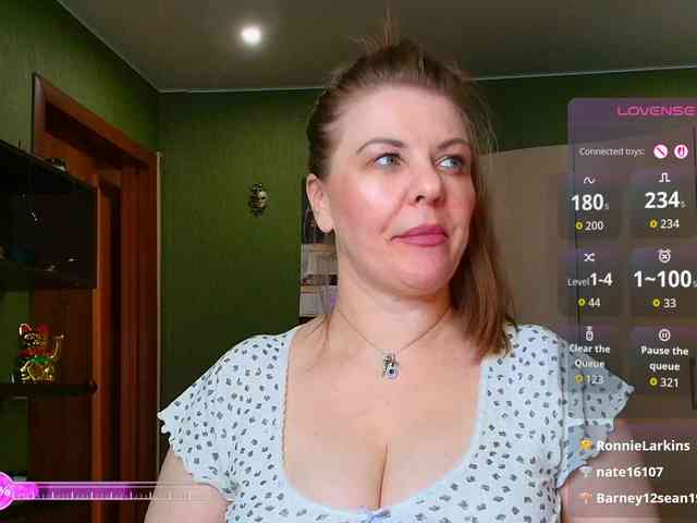 Veronika_Gold webcam